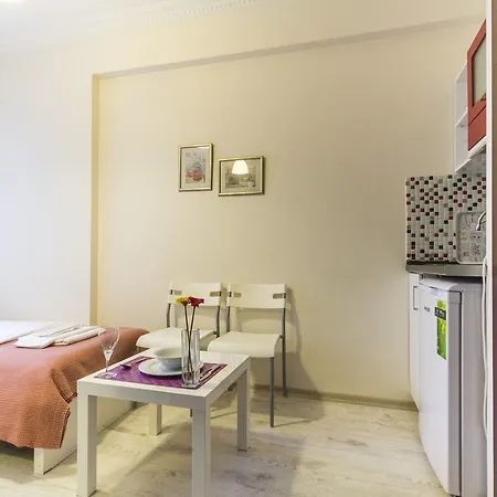 Time Apartment *